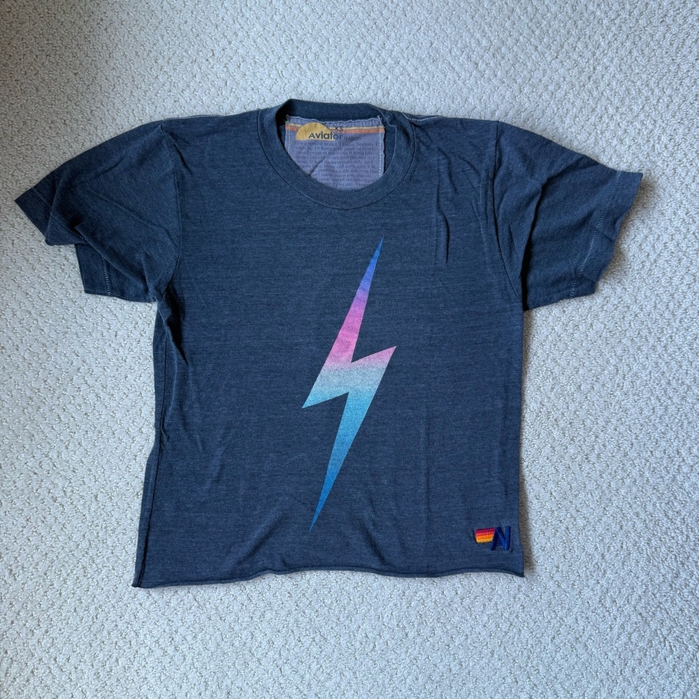 Aviator Nation women's Bolt boyfriend tee
Size XS